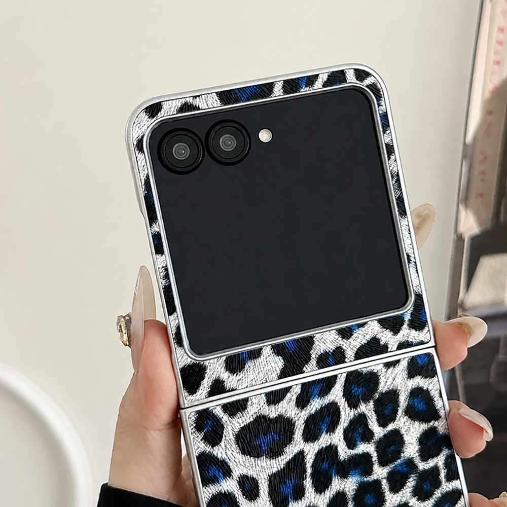 Leopard Print Folding Flip Pho - Street Fashion Vintage ulasan dan harga