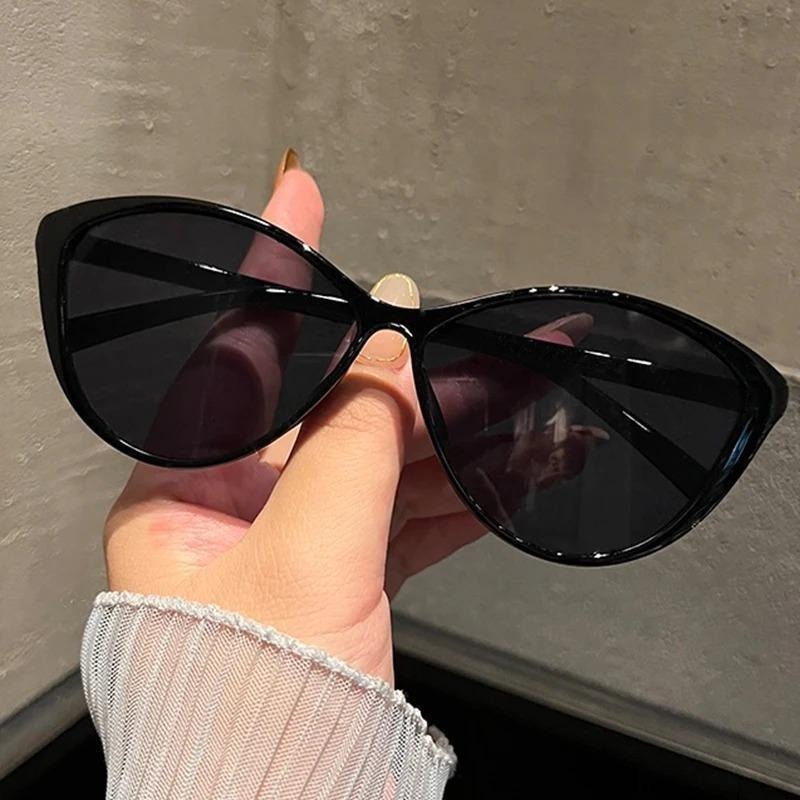 1Pc Retro Frame Cat Eye Sungla - Street Fashion Vintage ulasan dan harga